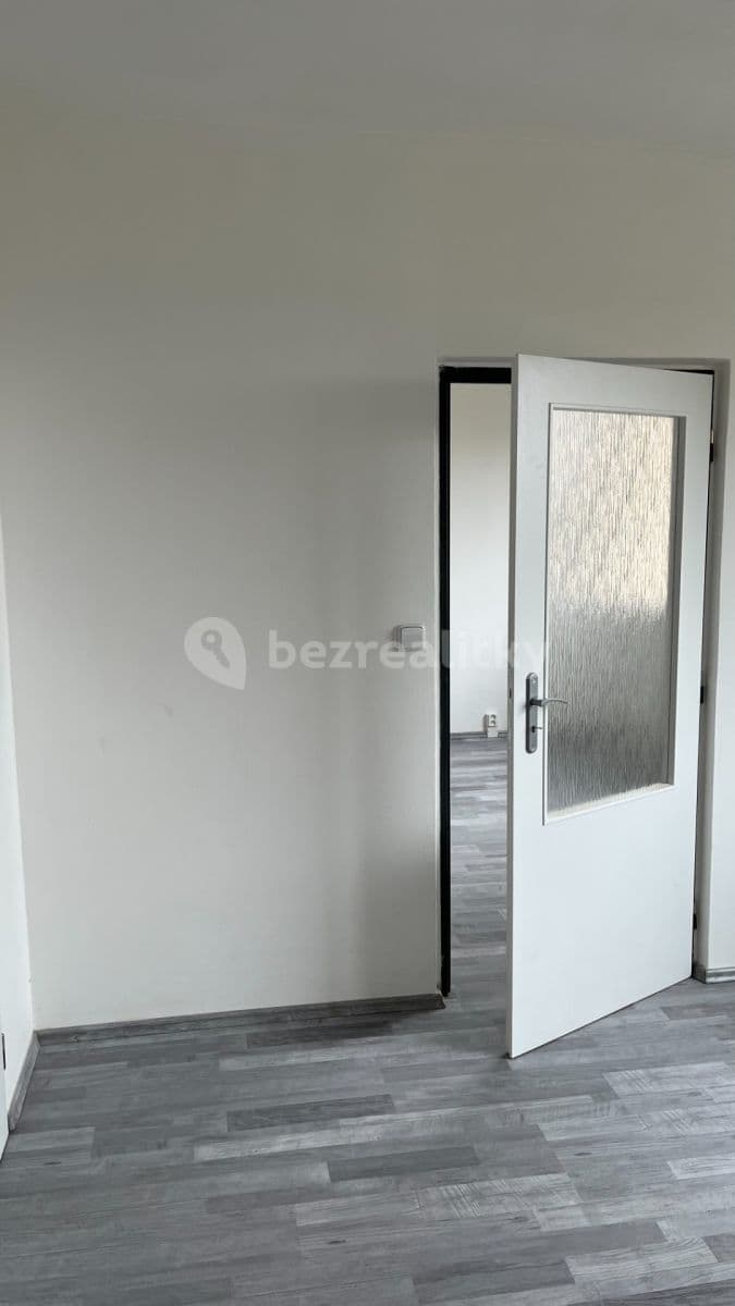 Prenájom bytu 1-izbový 37 m², Neklanova, Roudnice nad Labem, Ústecký kraj Prenájom bytu 1-izbový 37 m², Neklanova, Roudnice nad Labem, Ústecký kraj