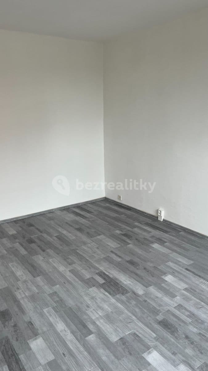 Prenájom bytu 1-izbový 37 m², Neklanova, Roudnice nad Labem, Ústecký kraj Prenájom bytu 1-izbový 37 m², Neklanova, Roudnice nad Labem, Ústecký kraj