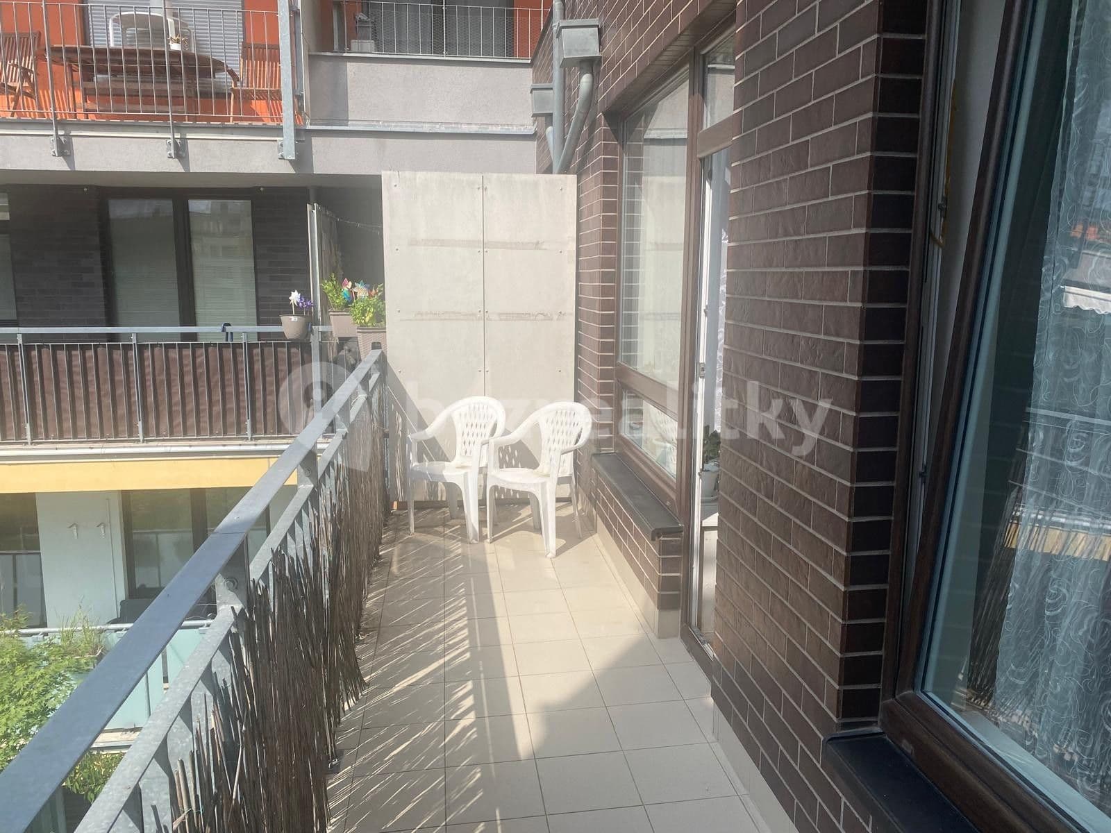 Prenájom bytu 3-izbový 65 m², Svitákova, Praha, Praha Prenájom bytu 3-izbový 65 m², Svitákova, Praha, Praha