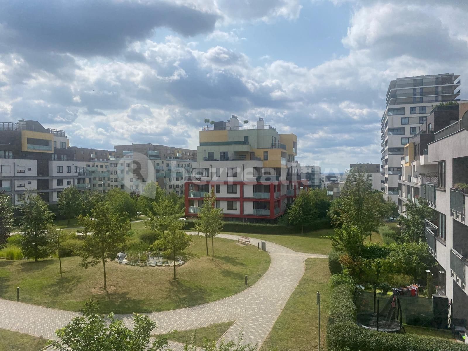 Prenájom bytu 3-izbový 65 m², Svitákova, Praha, Praha Prenájom bytu 3-izbový 65 m², Svitákova, Praha, Praha