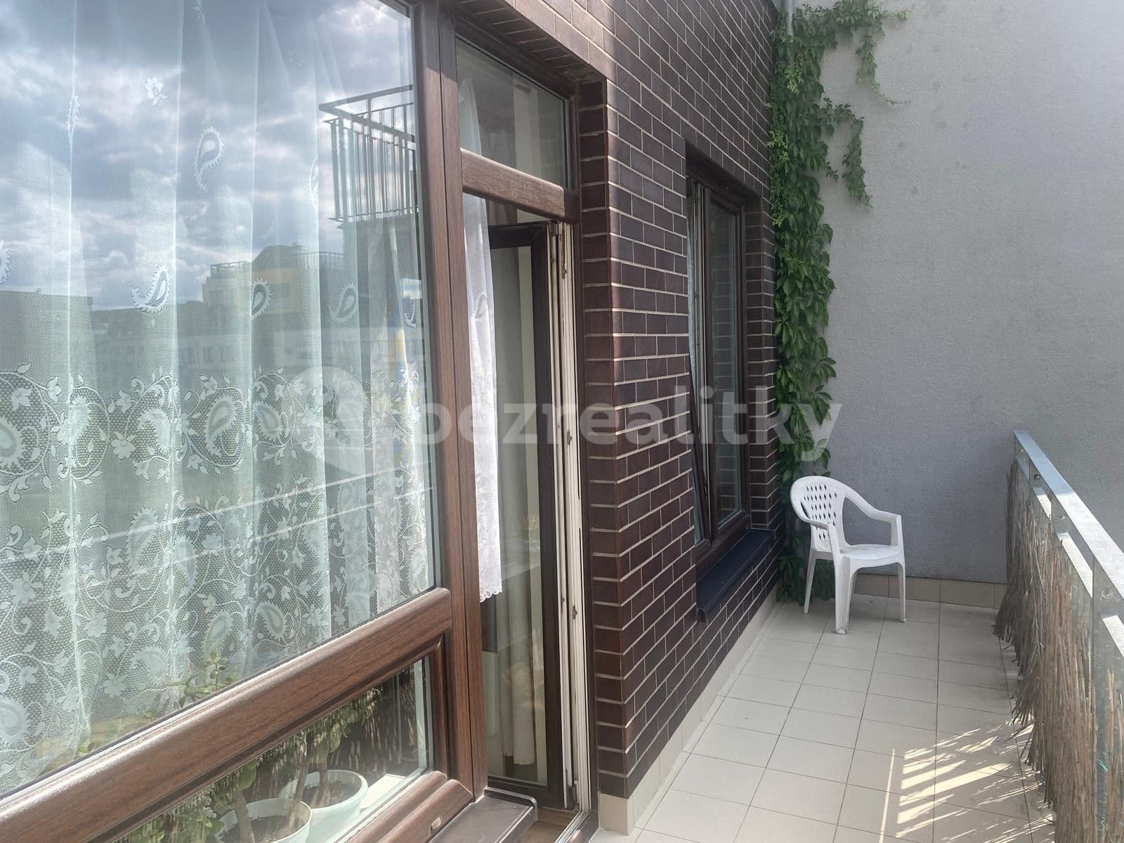 Prenájom bytu 3-izbový 65 m², Svitákova, Praha, Praha Prenájom bytu 3-izbový 65 m², Svitákova, Praha, Praha