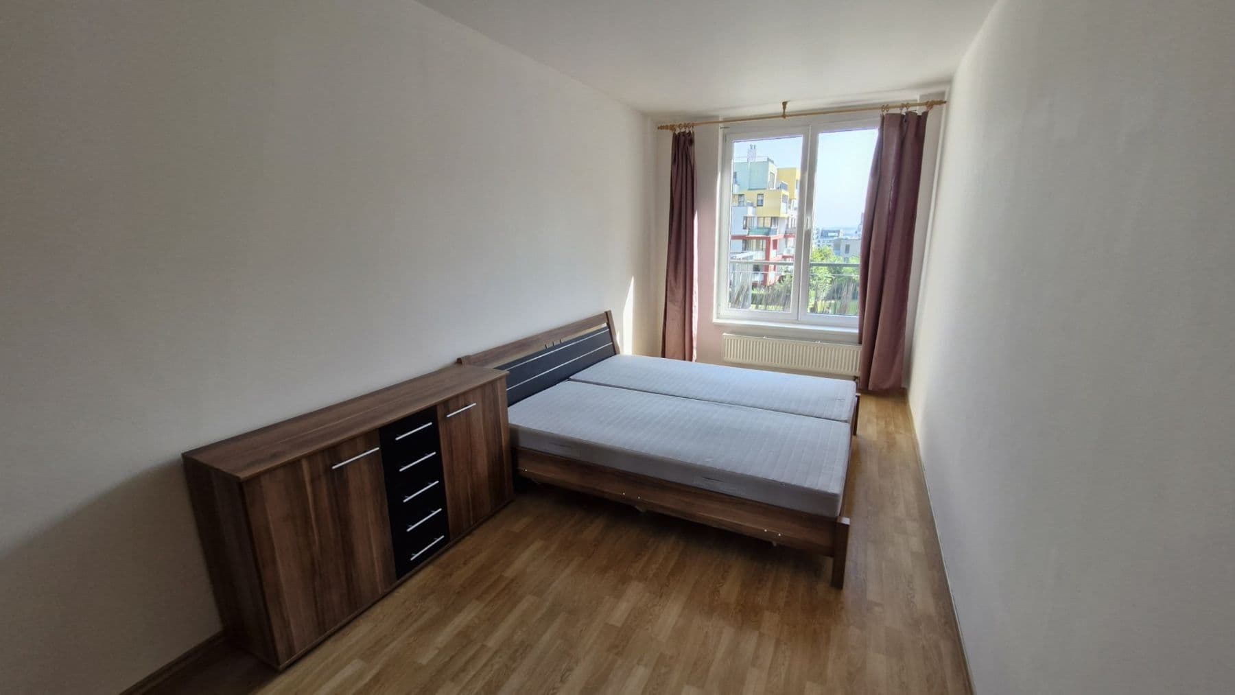 Prenájom bytu 3-izbový 65 m², Svitákova, Praha, Praha Prenájom bytu 3-izbový 65 m², Svitákova, Praha, Praha