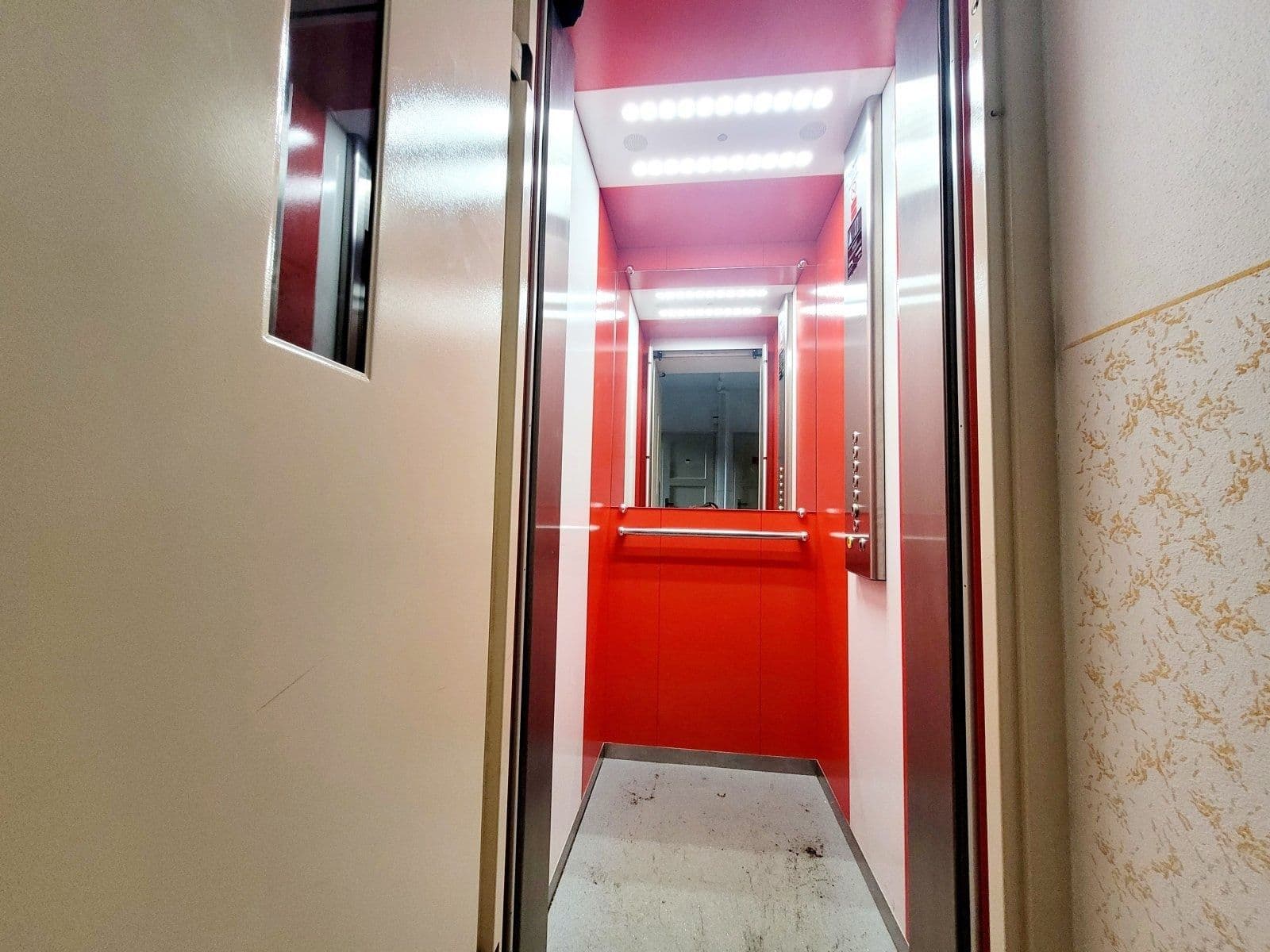 Prenájom bytu 1-izbový 22 m², Vardasova, Havířov, Moravskoslezský kraj Prenájom bytu 1-izbový 22 m², Vardasova, Havířov, Moravskoslezský kraj