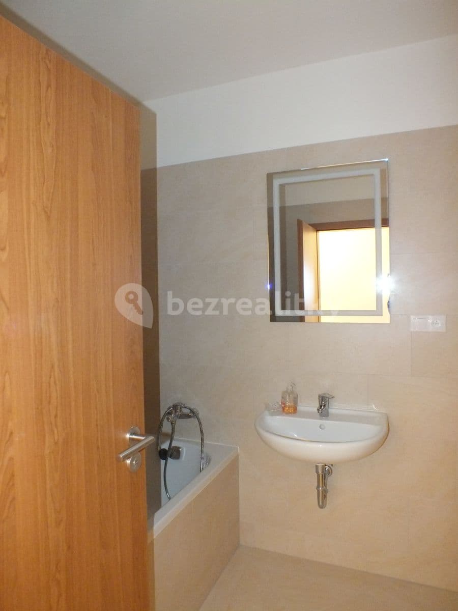 Prenájom bytu 2-izbový 56 m², Štanderova, Praha, Praha Prenájom bytu 2-izbový 56 m², Štanderova, Praha, Praha