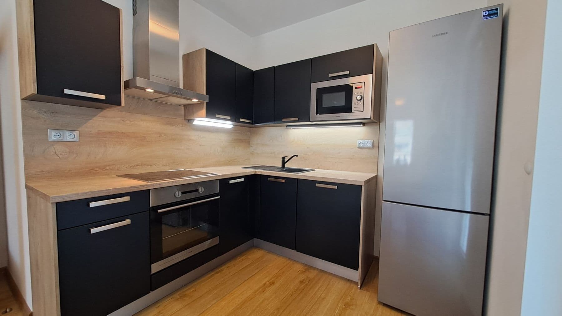 Prenájom bytu 2-izbový 56 m², Štanderova, Praha, Praha Prenájom bytu 2-izbový 56 m², Štanderova, Praha, Praha