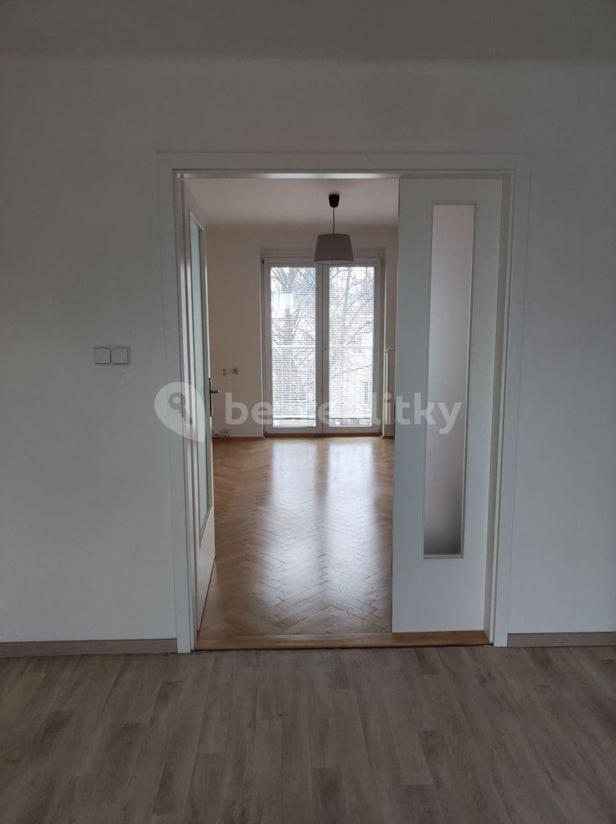 Predaj bytu 2-izbový 50 m², Mírová, Plzeň, Plzeňský kraj Predaj bytu 2-izbový 50 m², Mírová, Plzeň, Plzeňský kraj