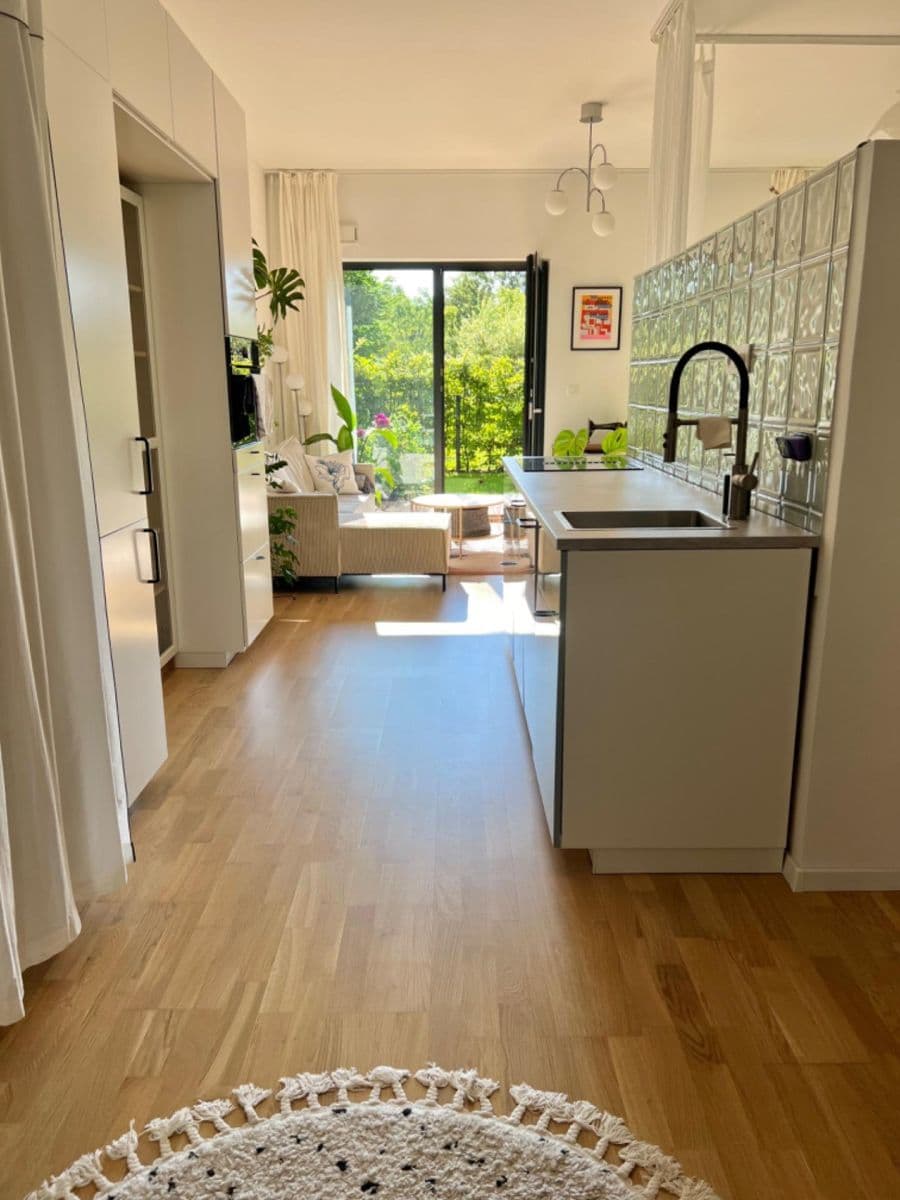 Prenájom bytu 1-izbový 60 m², Račianska, Nové Mesto, Bratislavský kraj Prenájom bytu 1-izbový 60 m², Račianska, Nové Mesto, Bratislavský kraj