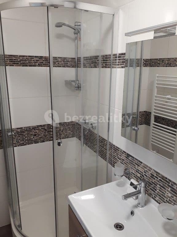 Prenájom bytu 3-izbový 107 m², Za rybníkem, Lišany, Středočeský kraj Prenájom bytu 3-izbový 107 m², Za rybníkem, Lišany, Středočeský kraj