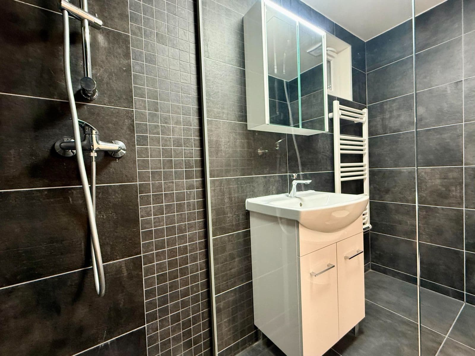 Predaj bytu 2-izbový 56 m², Čestmírova, Praha, Praha Predaj bytu 2-izbový 56 m², Čestmírova, Praha, Praha