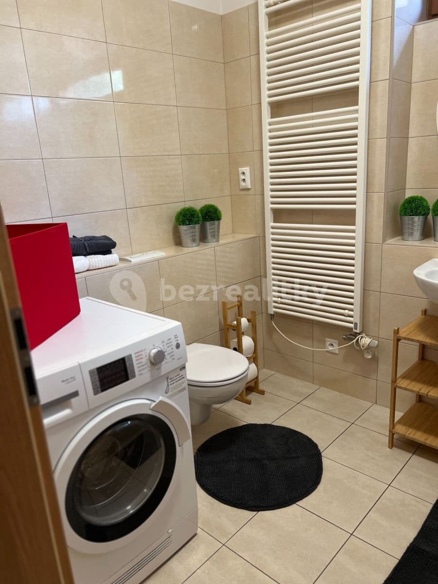 Prenájom bytu 2-izbový 56 m², Varhulíkové, Praha, Praha Prenájom bytu 2-izbový 56 m², Varhulíkové, Praha, Praha