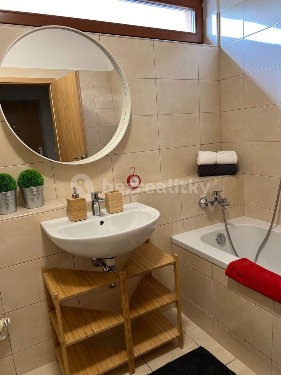 Prenájom bytu 2-izbový 56 m², Varhulíkové, Praha, Praha Prenájom bytu 2-izbový 56 m², Varhulíkové, Praha, Praha