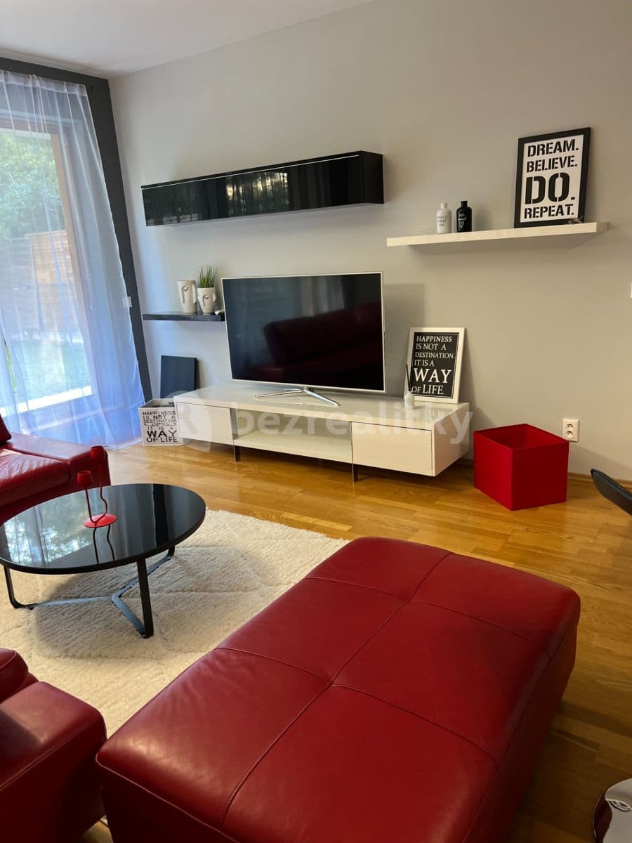 Prenájom bytu 2-izbový 56 m², Varhulíkové, Praha, Praha Prenájom bytu 2-izbový 56 m², Varhulíkové, Praha, Praha