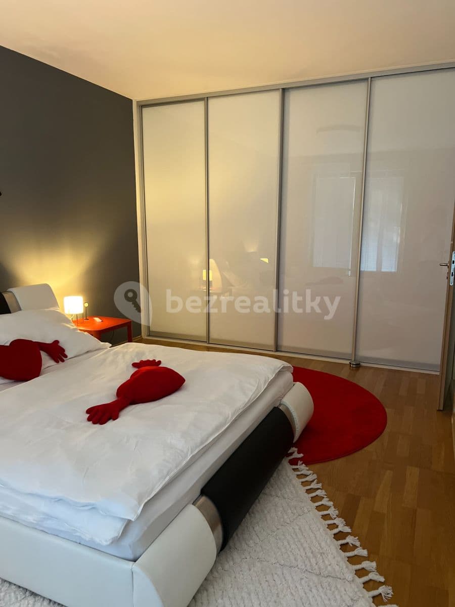 Prenájom bytu 2-izbový 56 m², Varhulíkové, Praha, Praha Prenájom bytu 2-izbový 56 m², Varhulíkové, Praha, Praha