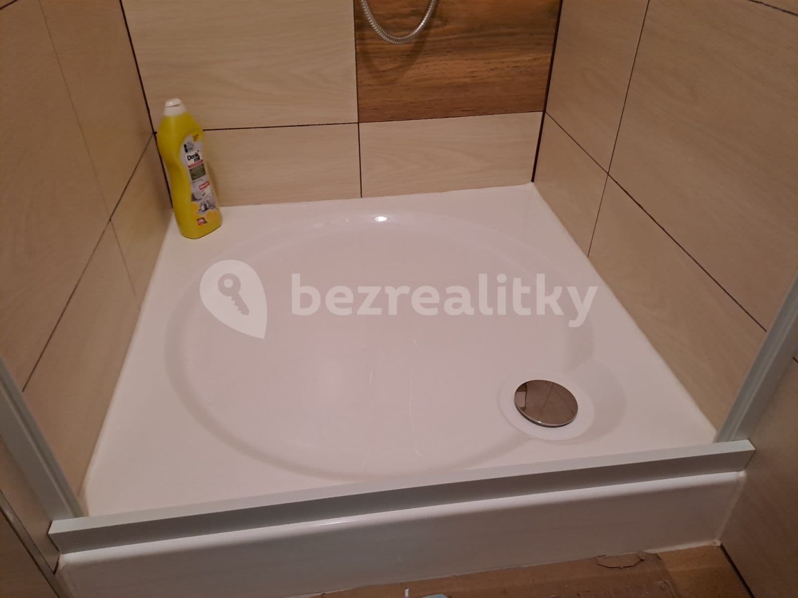 Prenájom bytu 1-izbový 20 m², Záběhlická, Praha, Praha Prenájom bytu 1-izbový 20 m², Záběhlická, Praha, Praha