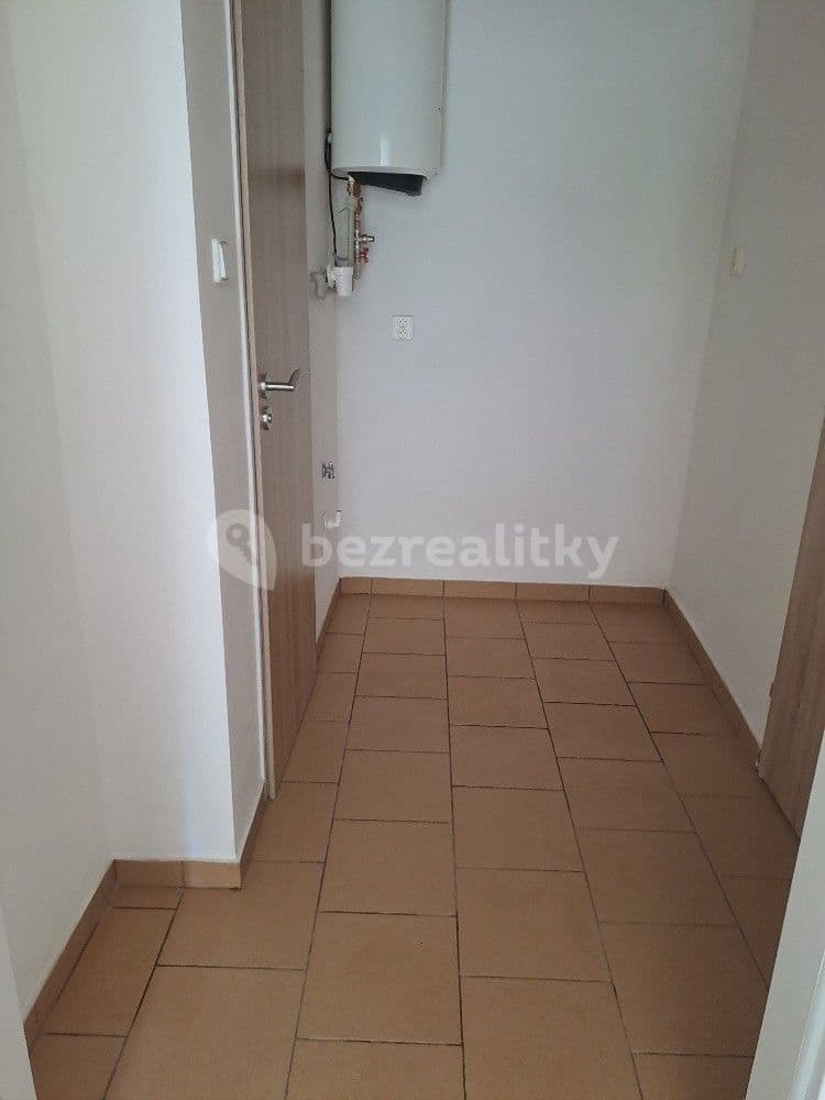 Prenájom bytu 1-izbový 20 m², Záběhlická, Praha, Praha Prenájom bytu 1-izbový 20 m², Záběhlická, Praha, Praha