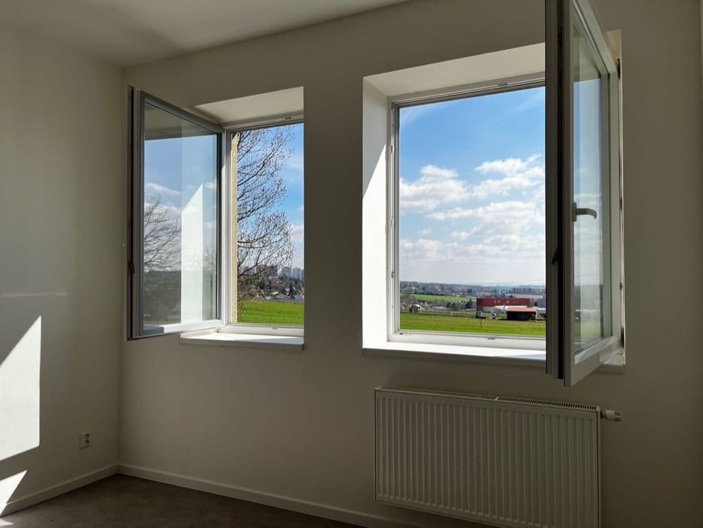 Prenájom bytu 1-izbový 37 m², Rušná, Brno, Jihomoravský kraj Prenájom bytu 1-izbový 37 m², Rušná, Brno, Jihomoravský kraj