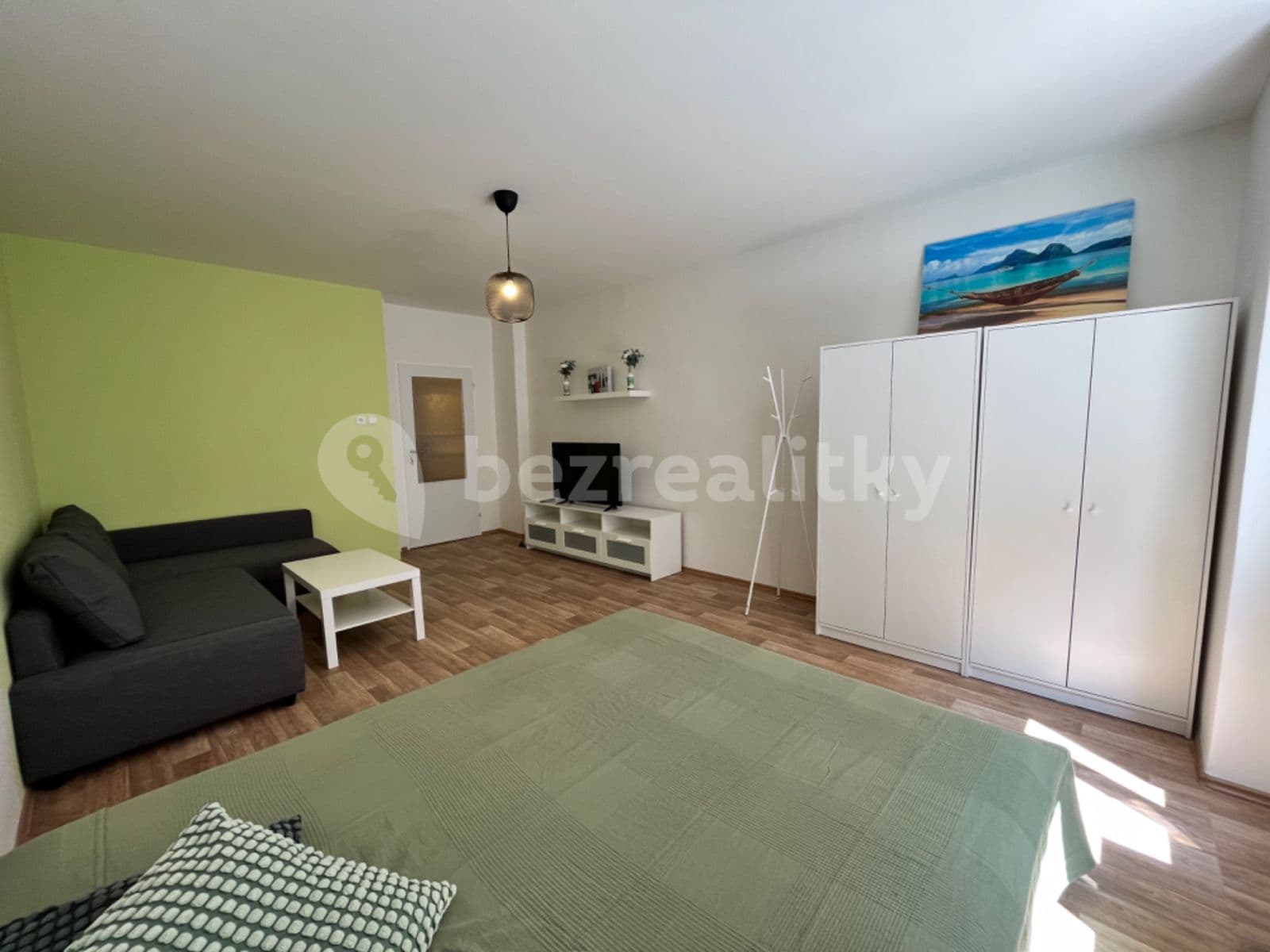 Prenájom bytu 2-izbový 58 m², Kolínská, Praha, Praha Prenájom bytu 2-izbový 58 m², Kolínská, Praha, Praha