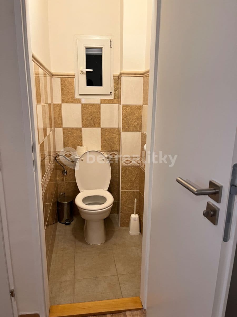 Prenájom bytu 2-izbový 58 m², Kolínská, Praha, Praha Prenájom bytu 2-izbový 58 m², Kolínská, Praha, Praha