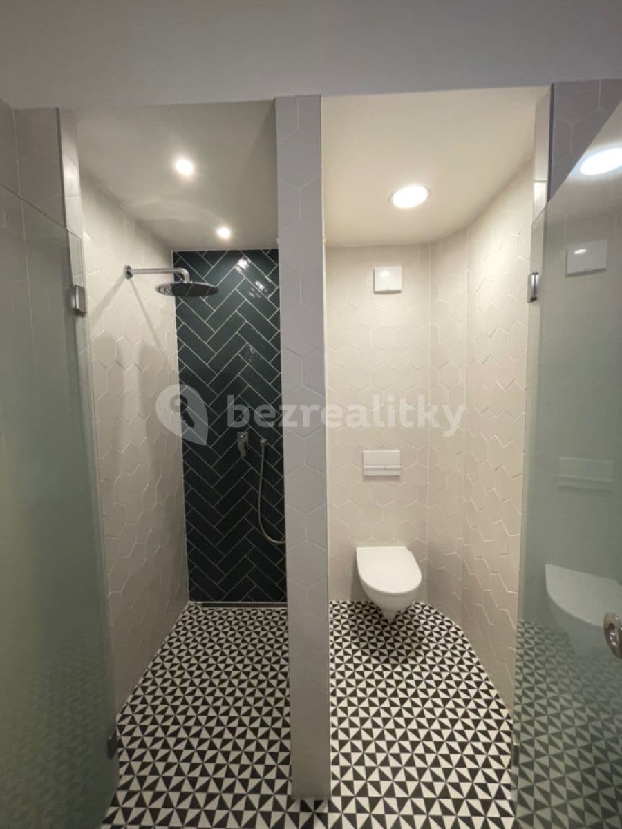 Prenájom bytu 2-izbový 79 m², Březinova, Praha, Praha Prenájom bytu 2-izbový 79 m², Březinova, Praha, Praha