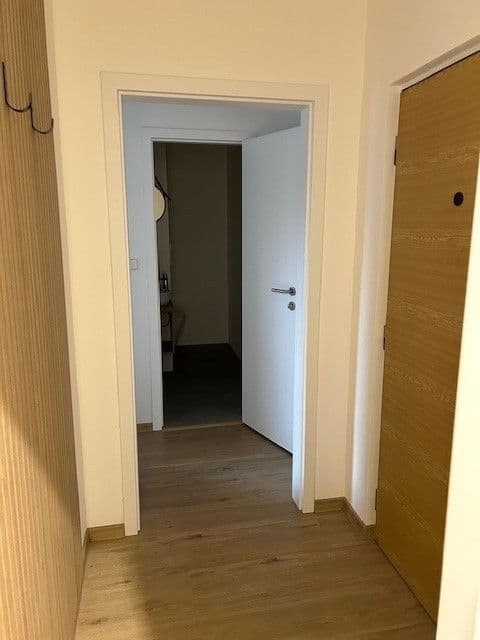 Prenájom bytu 2-izbový 45 m², třída Edvarda Beneše, Hradec Králové, Královéhradecký kraj Prenájom bytu 2-izbový 45 m², třída Edvarda Beneše, Hradec Králové, Královéhradecký kraj