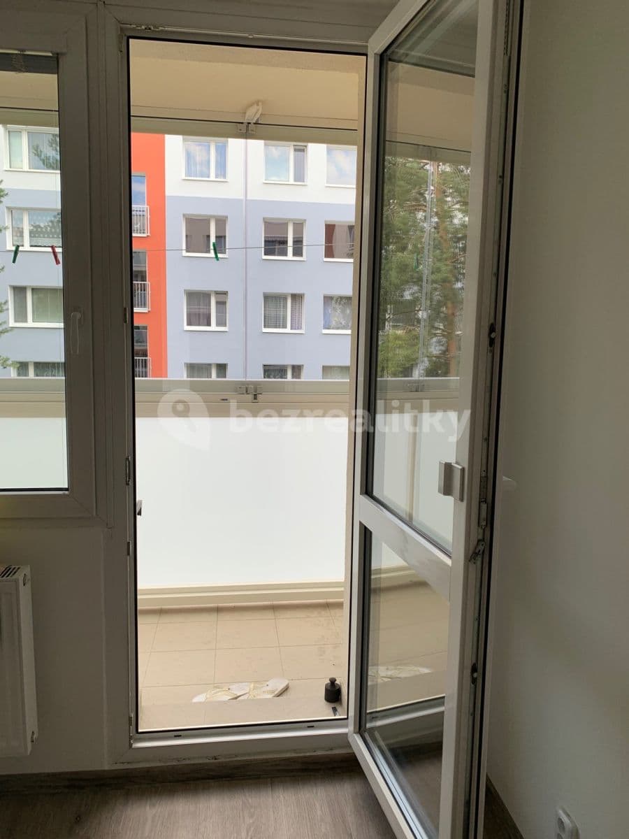 Prenájom bytu 1-izbový 36 m², Karly Machové, Beroun, Středočeský kraj Prenájom bytu 1-izbový 36 m², Karly Machové, Beroun, Středočeský kraj