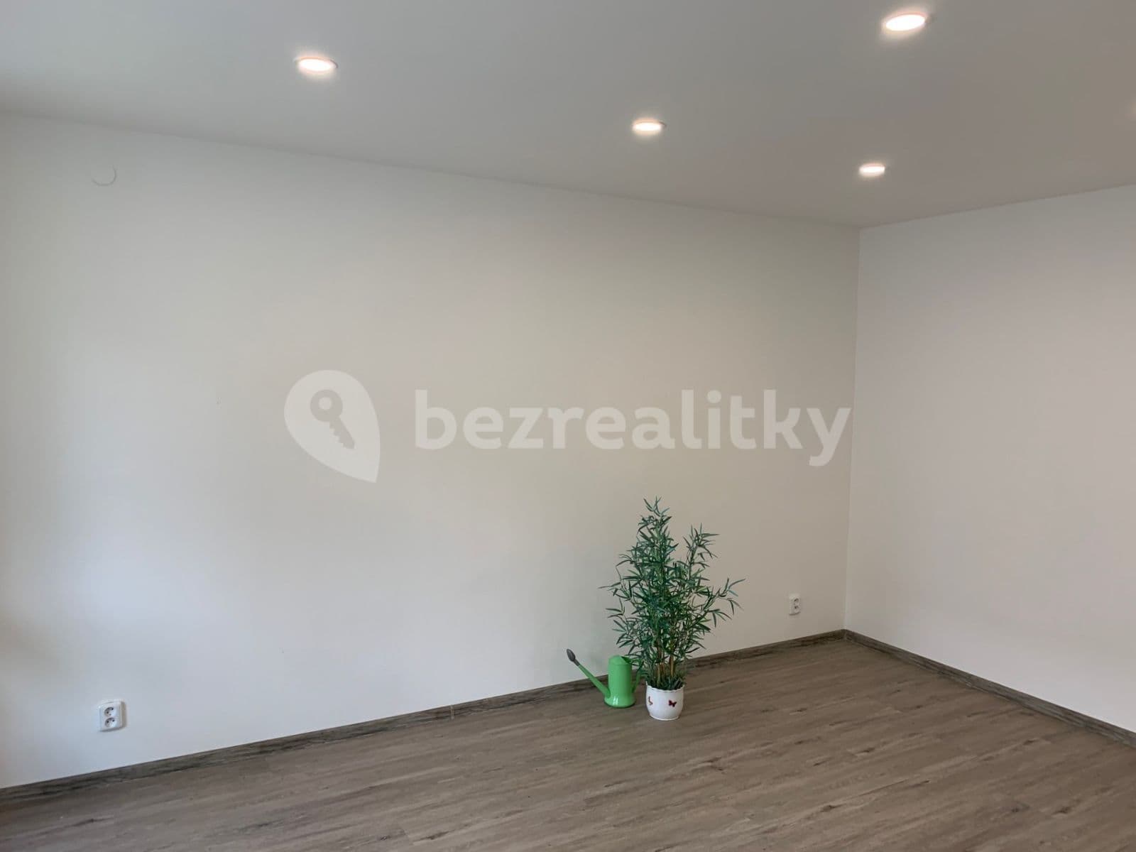 Prenájom bytu 1-izbový 36 m², Karly Machové, Beroun, Středočeský kraj Prenájom bytu 1-izbový 36 m², Karly Machové, Beroun, Středočeský kraj