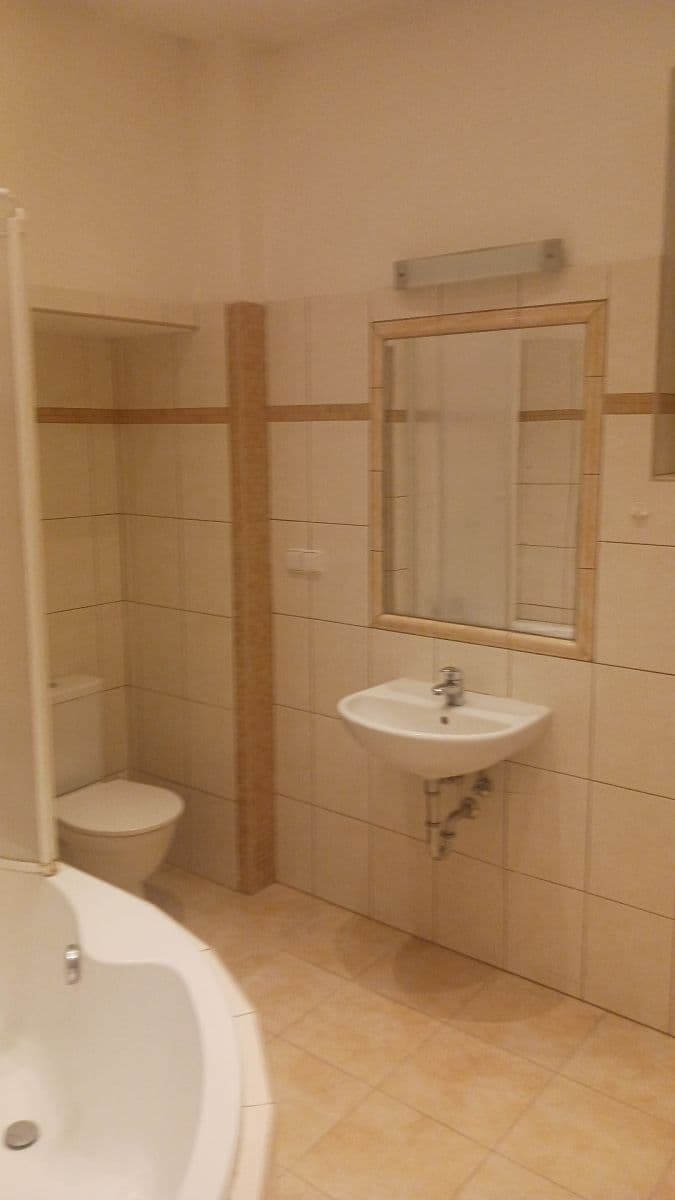 Prenájom bytu 2-izbový 74 m², Fetrovská, Praha, Praha Prenájom bytu 2-izbový 74 m², Fetrovská, Praha, Praha