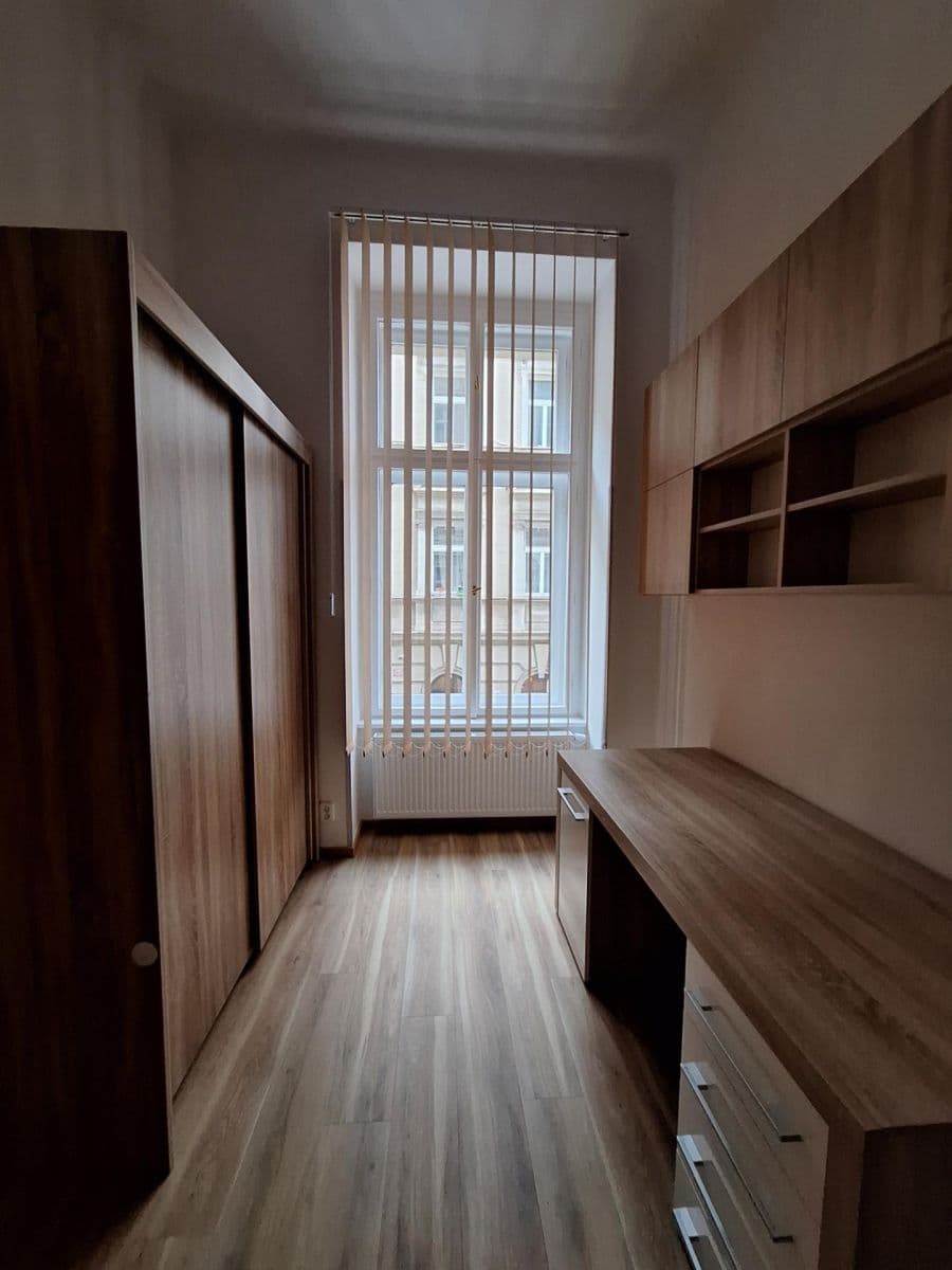 Prenájom bytu 2-izbový 49 m², Mikovcova, Praha, Praha Prenájom bytu 2-izbový 49 m², Mikovcova, Praha, Praha