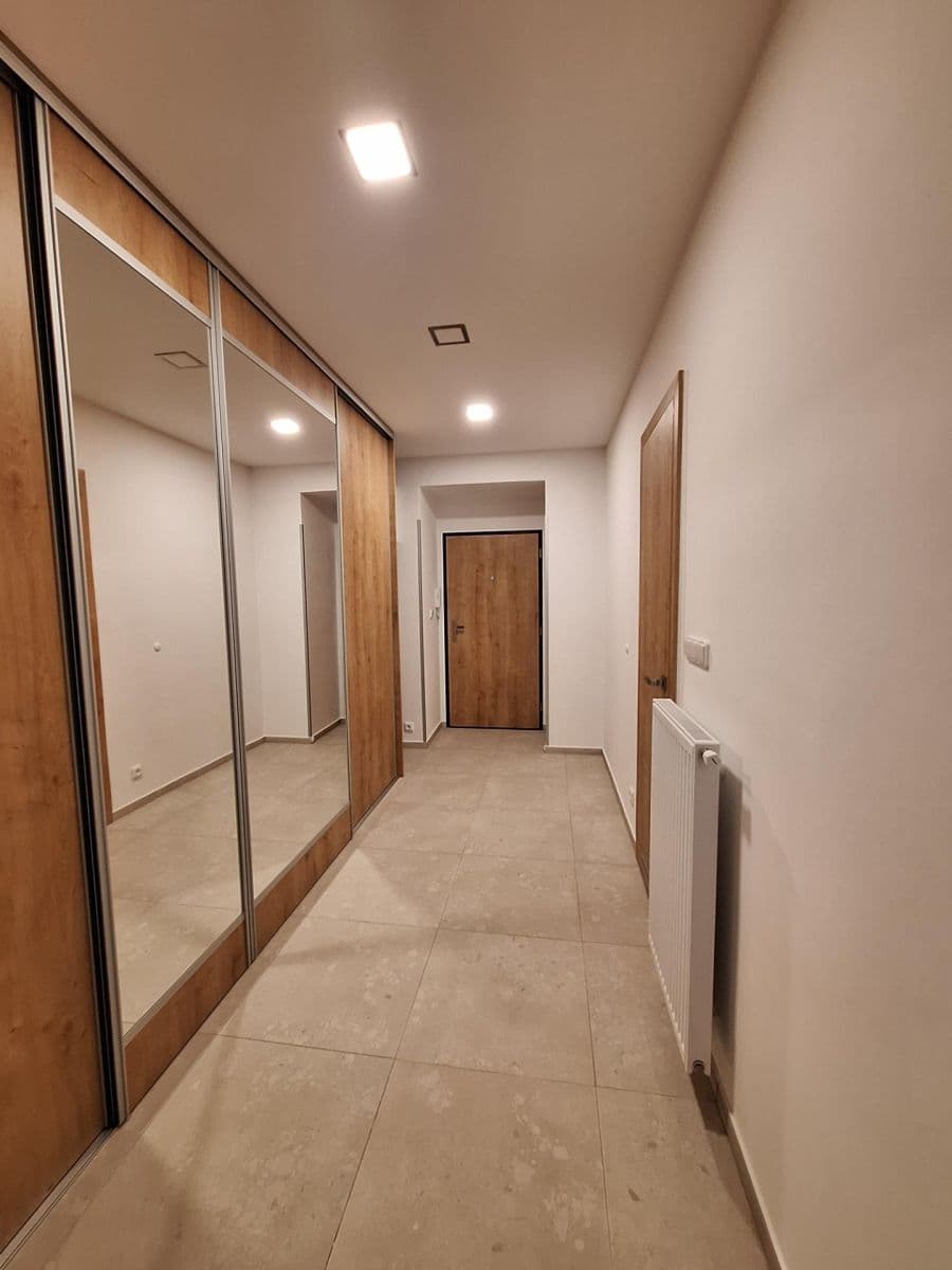 Prenájom bytu 2-izbový 49 m², Mikovcova, Praha, Praha Prenájom bytu 2-izbový 49 m², Mikovcova, Praha, Praha