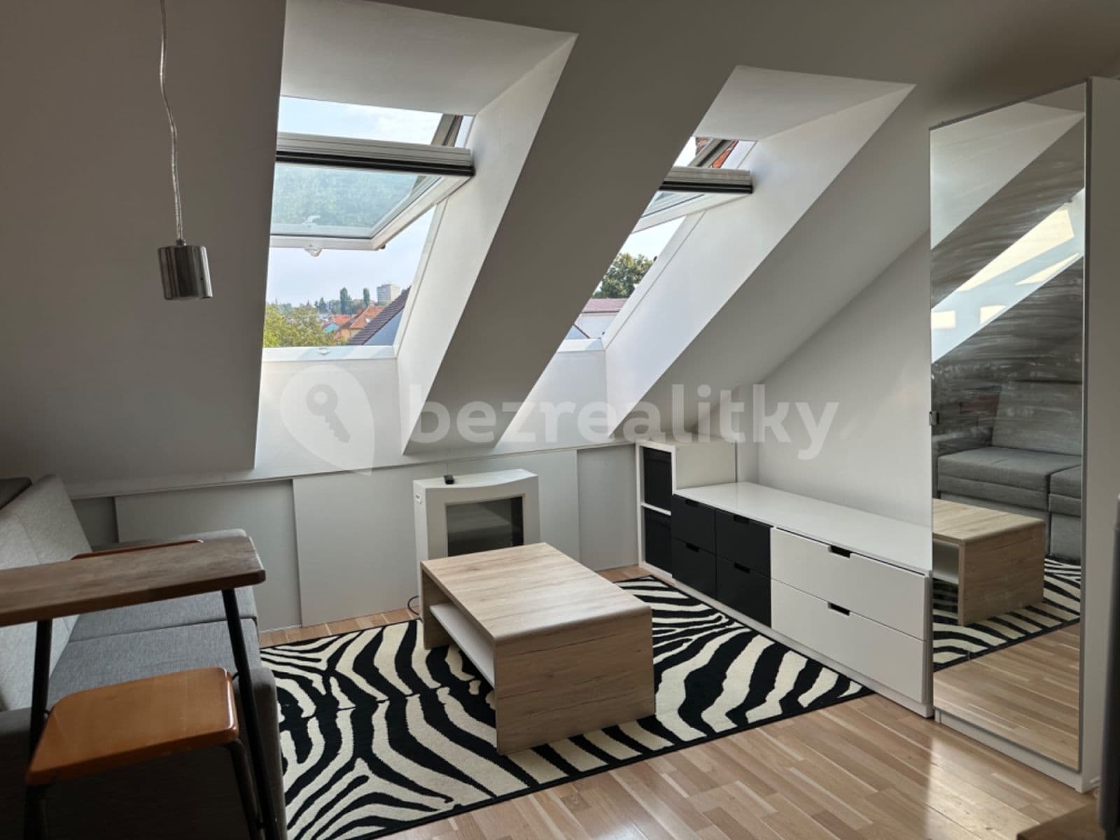 Prenájom bytu 1-izbový 22 m², Zeleného, Brno, Jihomoravský kraj Prenájom bytu 1-izbový 22 m², Zeleného, Brno, Jihomoravský kraj