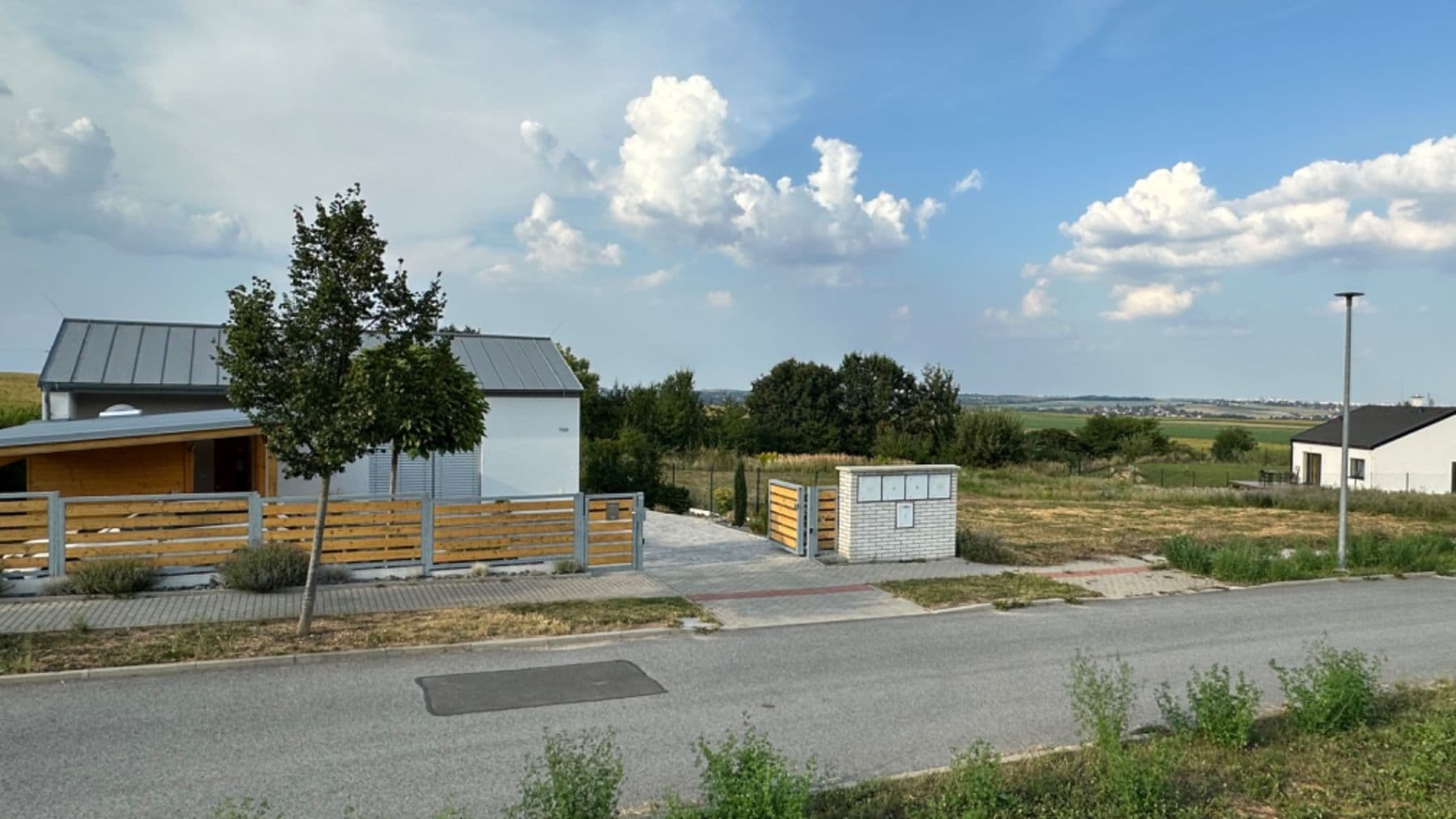 Predaj pozemku 854 m², U Rybníčka, Vysoký Újezd, Středočeský kraj Predaj pozemku 854 m², U Rybníčka, Vysoký Újezd, Středočeský kraj