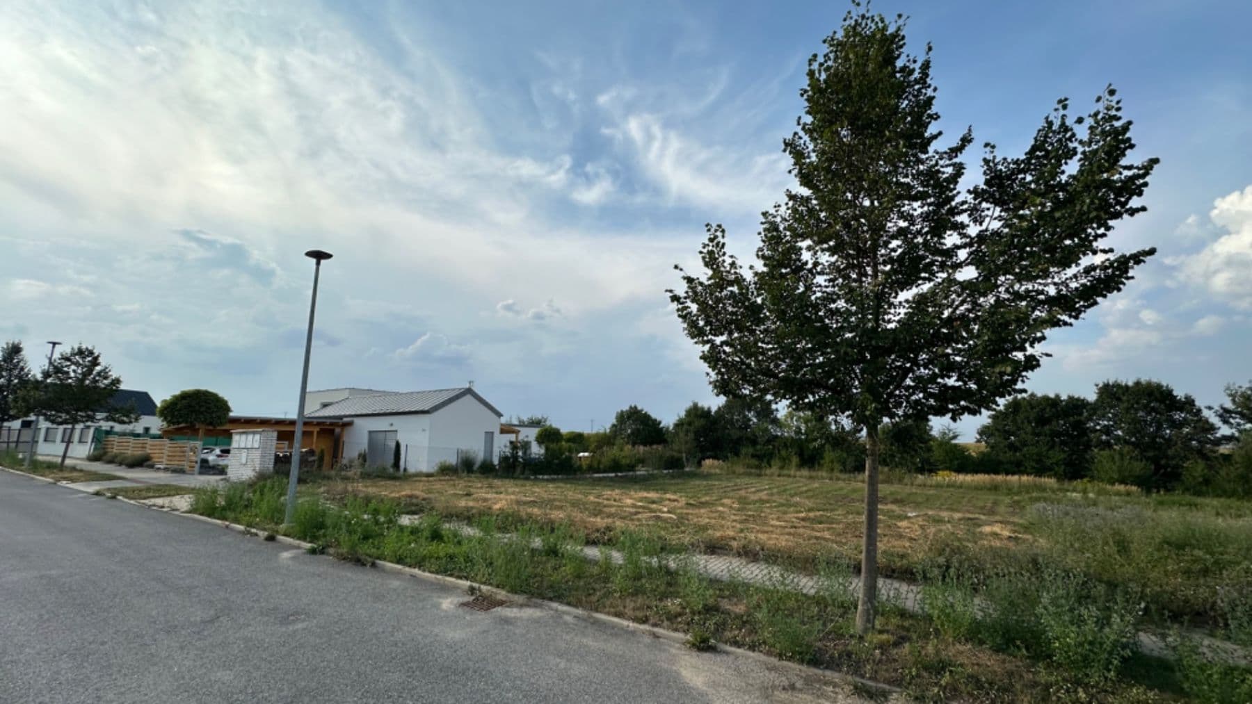 Predaj pozemku 854 m², U Rybníčka, Vysoký Újezd, Středočeský kraj Predaj pozemku 854 m², U Rybníčka, Vysoký Újezd, Středočeský kraj