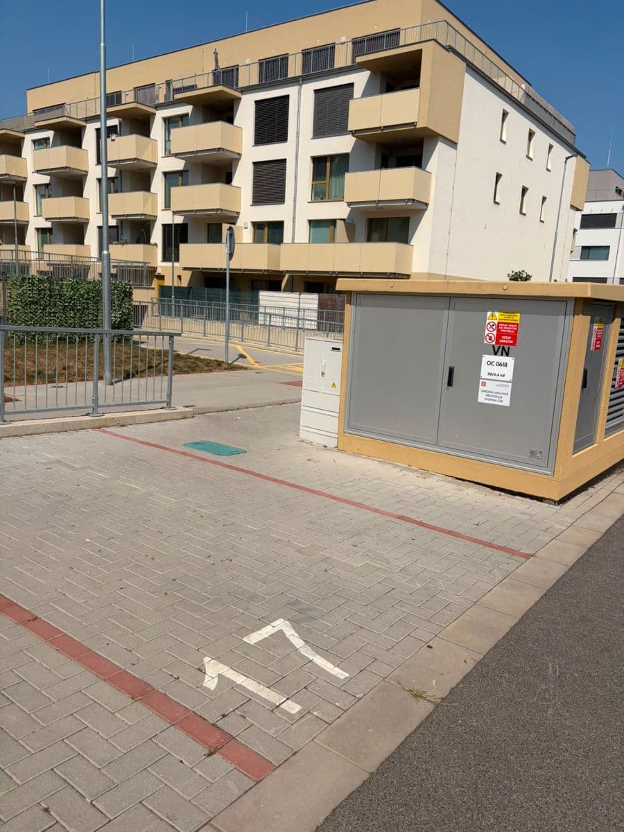 Prenájom bytu 1-izbový 33 m², Frištenského, Olomouc, Olomoucký kraj Prenájom bytu 1-izbový 33 m², Frištenského, Olomouc, Olomoucký kraj