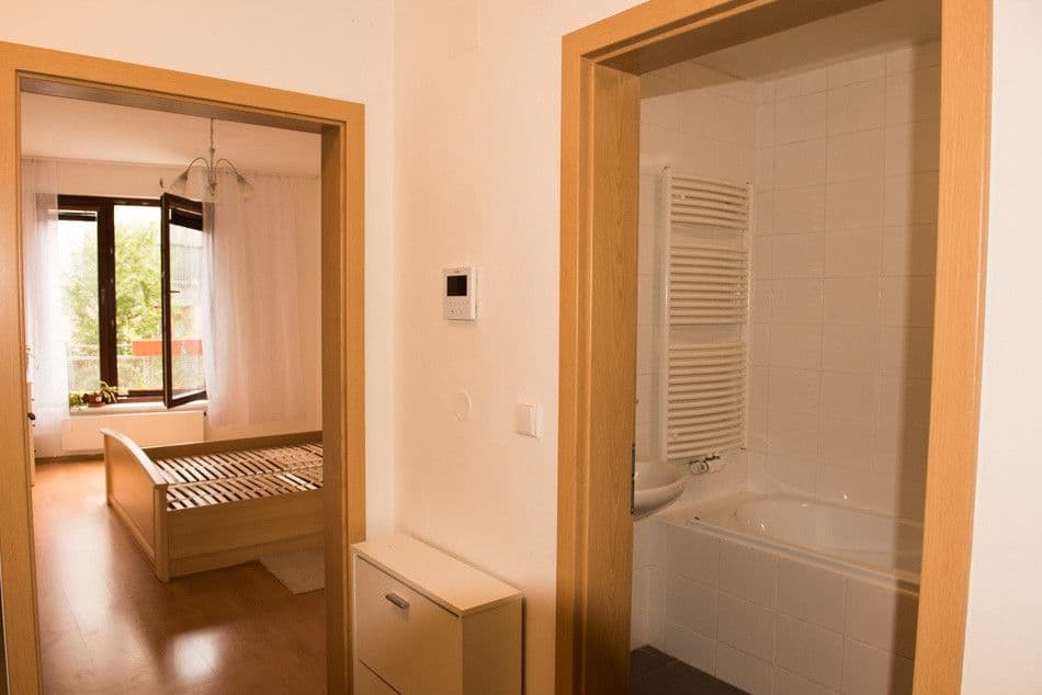 Prenájom bytu 2-izbový 53 m², Jeřabinová, Praha, Praha Prenájom bytu 2-izbový 53 m², Jeřabinová, Praha, Praha