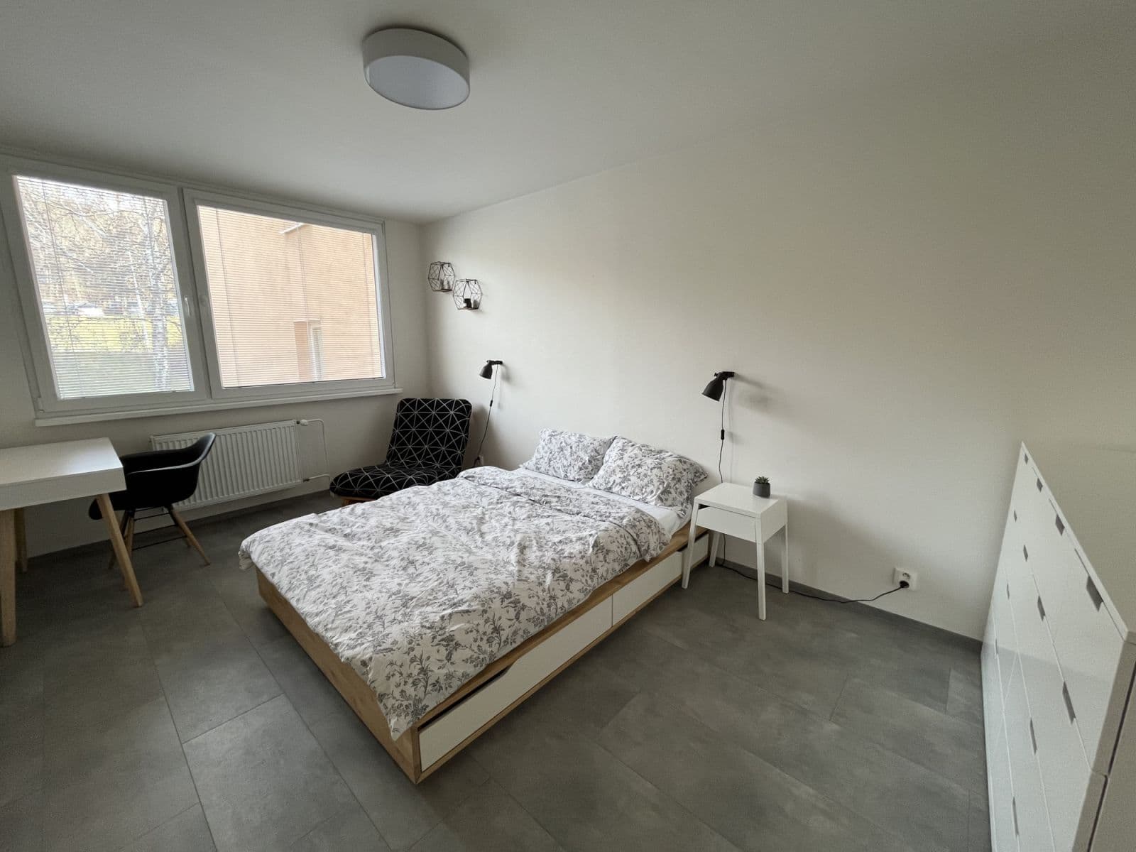 Prenájom bytu 88 m², Weberova, Praha, Praha Prenájom bytu 88 m², Weberova, Praha, Praha