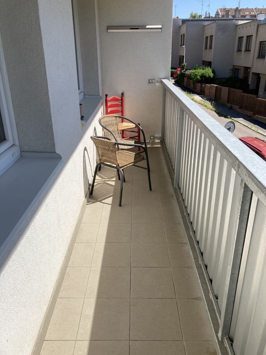 Prenájom bytu 88 m², Weberova, Praha, Praha Prenájom bytu 88 m², Weberova, Praha, Praha