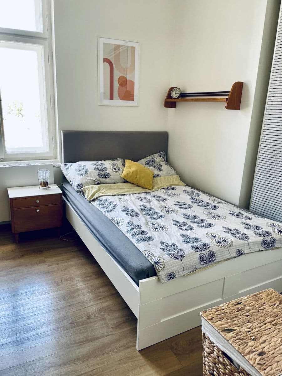 Prenájom bytu 30 m², Šaldova, Praha, Praha Prenájom bytu 30 m², Šaldova, Praha, Praha