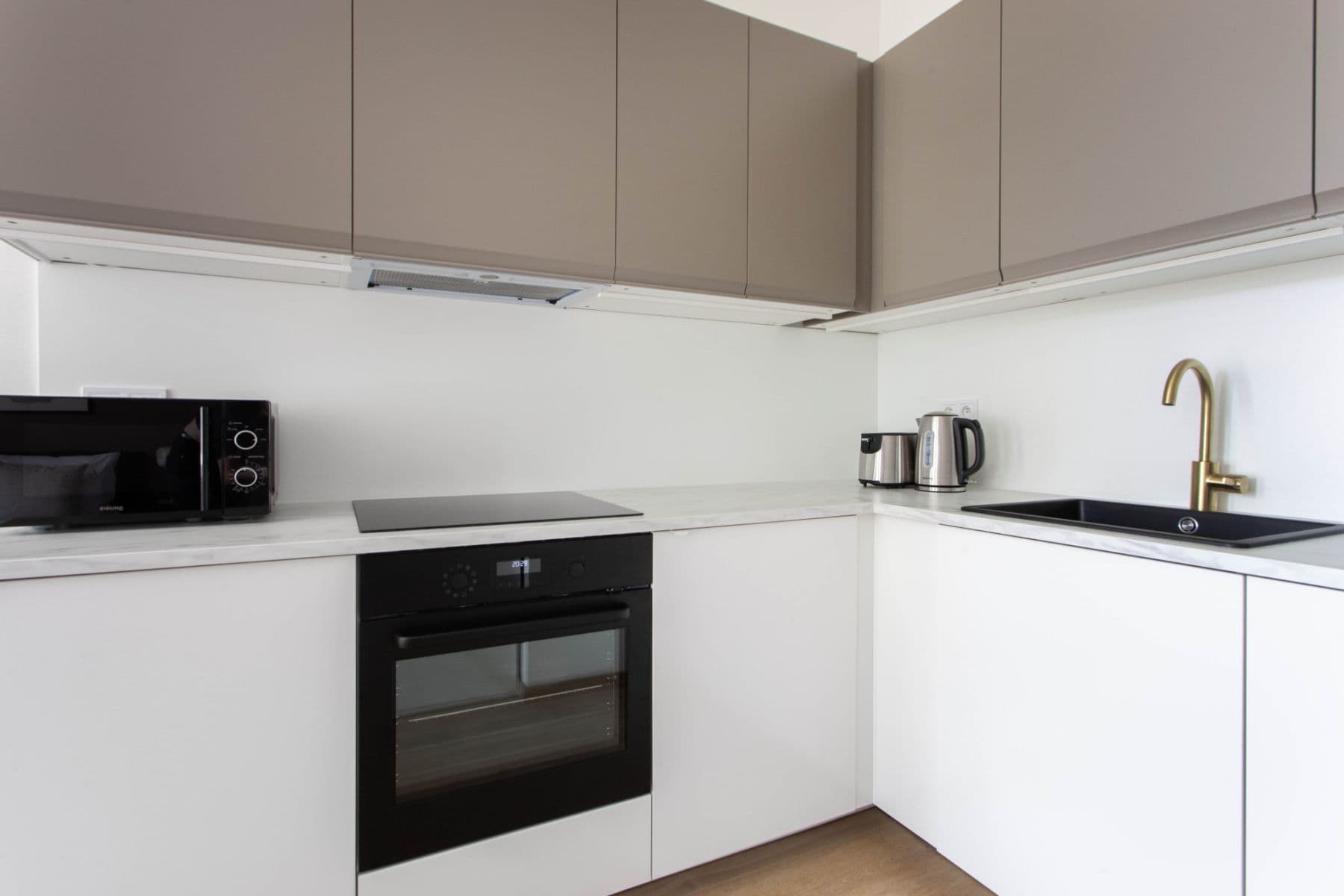 Prenájom bytu 34 m², Rostovská, Praha, Praha Prenájom bytu 34 m², Rostovská, Praha, Praha