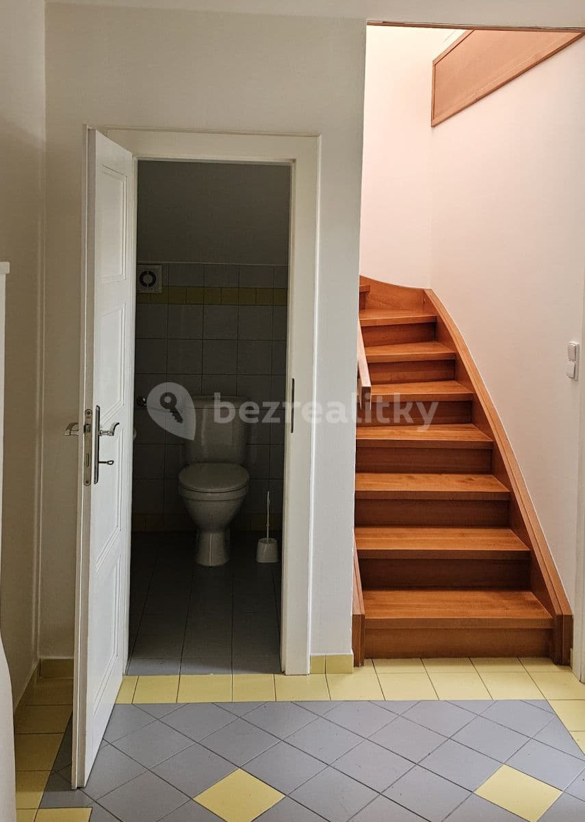 Prenájom bytu 2-izbový 75 m², Zenklova, Praha, Praha Prenájom bytu 2-izbový 75 m², Zenklova, Praha, Praha