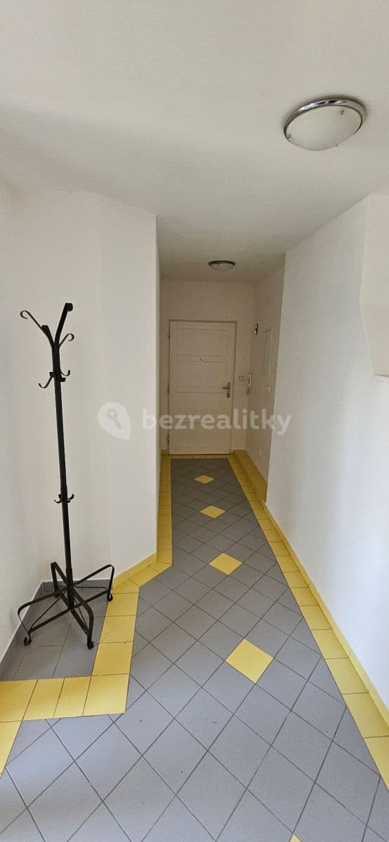 Prenájom bytu 2-izbový 75 m², Zenklova, Praha, Praha Prenájom bytu 2-izbový 75 m², Zenklova, Praha, Praha