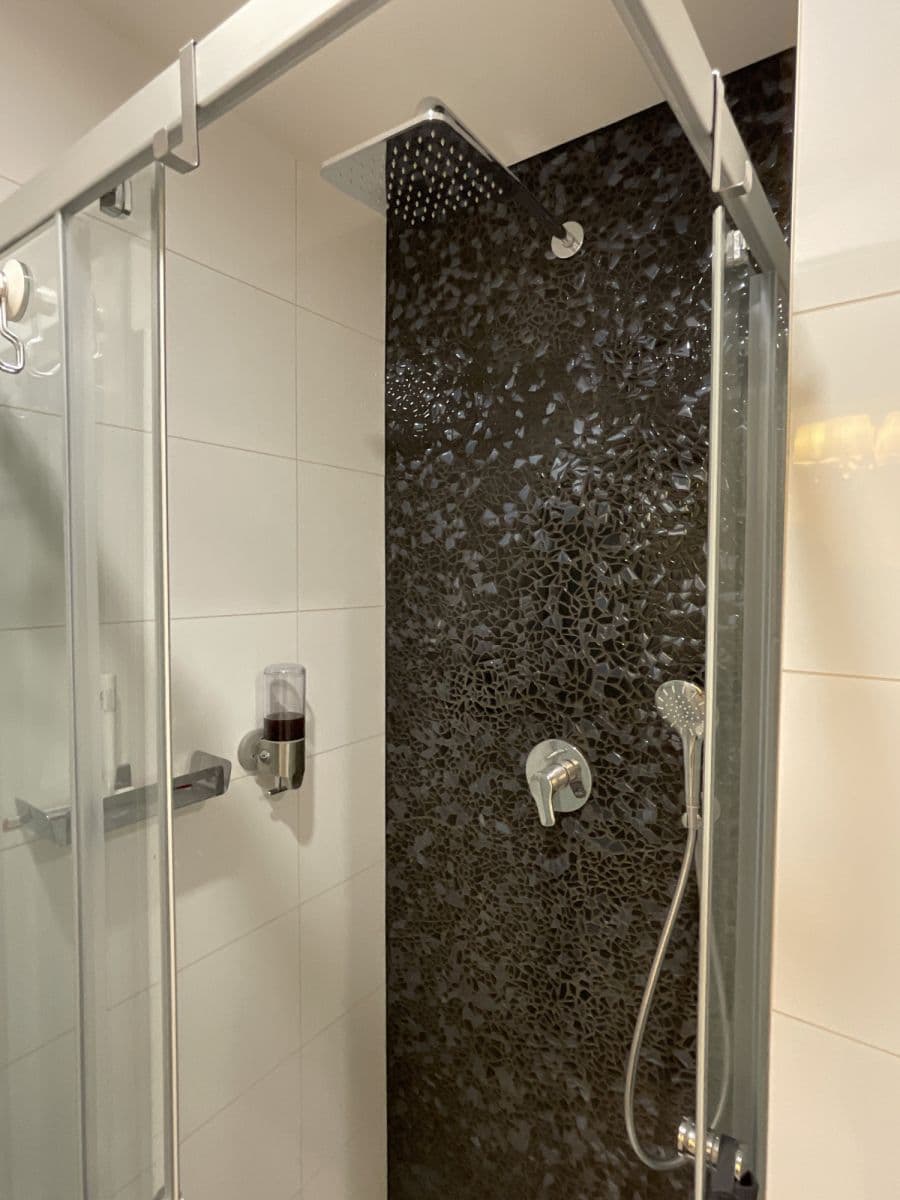 Prenájom bytu 27 m², Rubešova, Praha, Praha Prenájom bytu 27 m², Rubešova, Praha, Praha