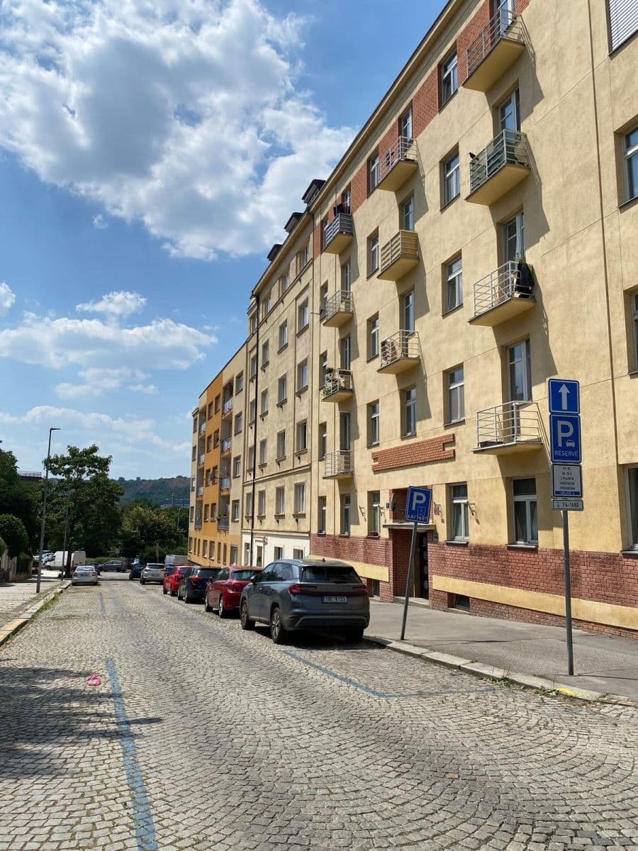 Prenájom bytu 20 m², Levá, Praha, Praha Prenájom bytu 20 m², Levá, Praha, Praha