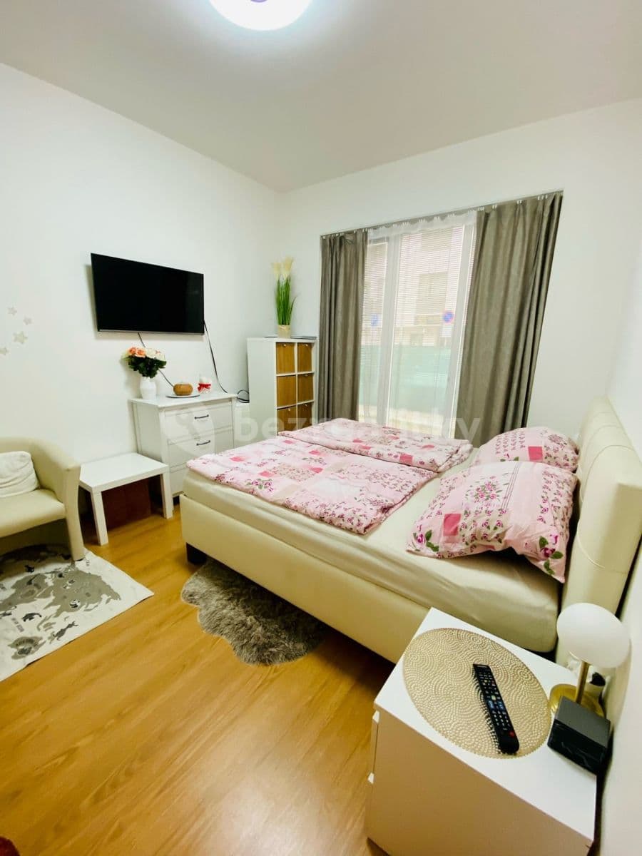 Prenájom bytu 2-izbový 155 m², Eduarda Hamburgera, Olomouc, Olomoucký kraj Prenájom bytu 2-izbový 155 m², Eduarda Hamburgera, Olomouc, Olomoucký kraj