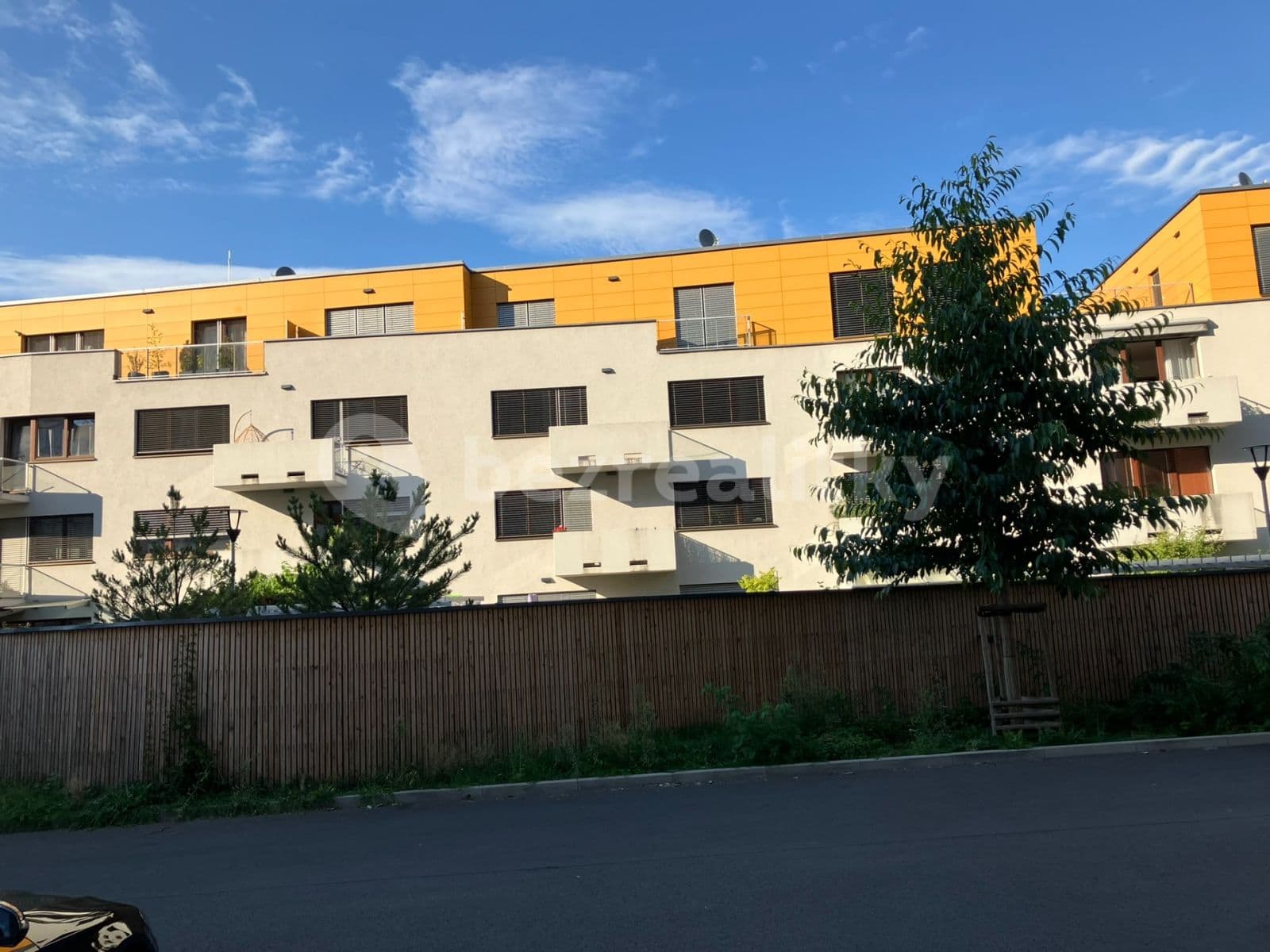 Prenájom bytu 2-izbový 56 m², Naskové, Praha, Praha Prenájom bytu 2-izbový 56 m², Naskové, Praha, Praha