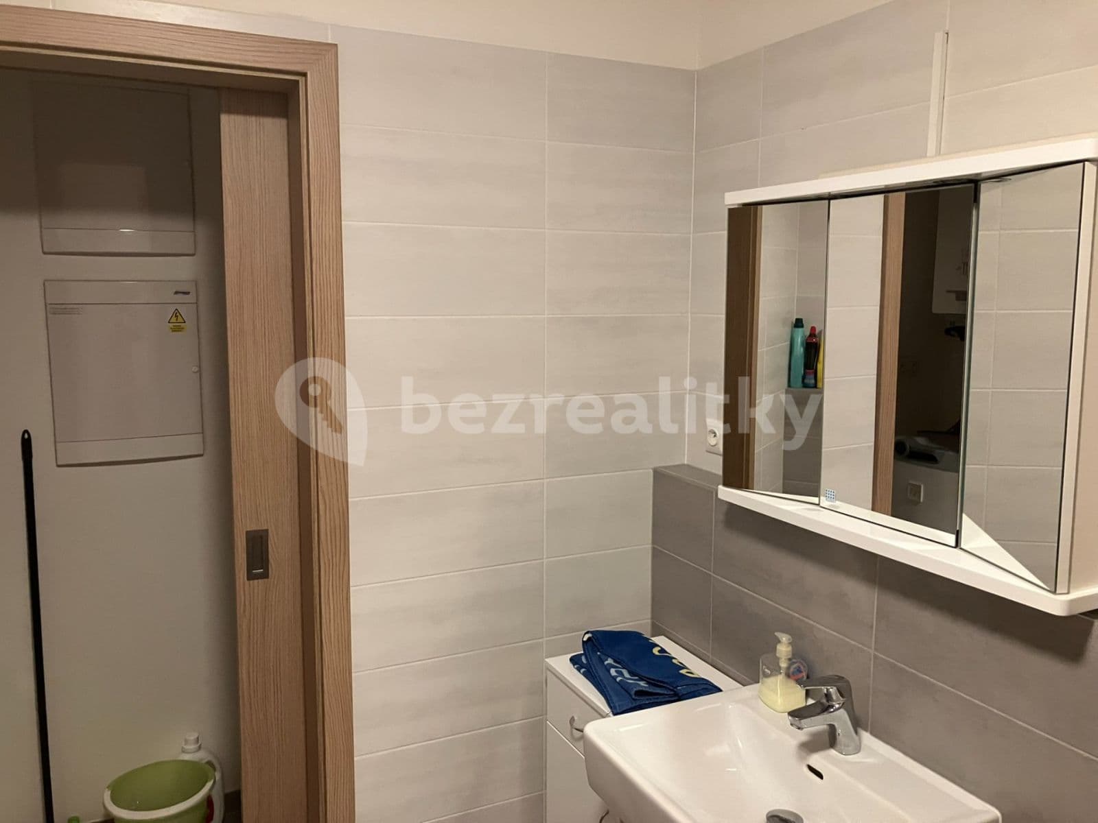 Prenájom bytu 2-izbový 56 m², Naskové, Praha, Praha Prenájom bytu 2-izbový 56 m², Naskové, Praha, Praha
