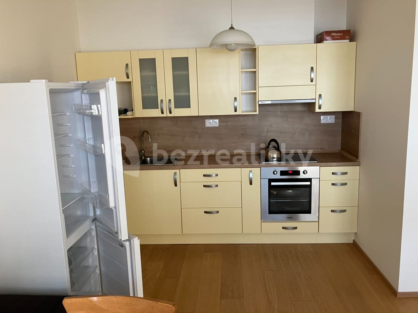 Prenájom bytu 2-izbový 56 m², Naskové, Praha, Praha Prenájom bytu 2-izbový 56 m², Naskové, Praha, Praha