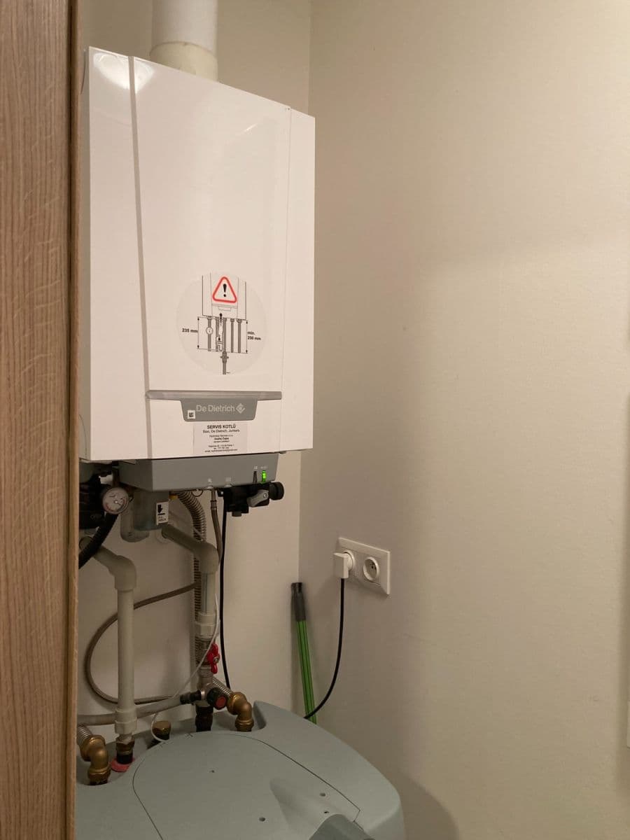 Prenájom bytu 2-izbový 56 m², Naskové, Praha, Praha Prenájom bytu 2-izbový 56 m², Naskové, Praha, Praha