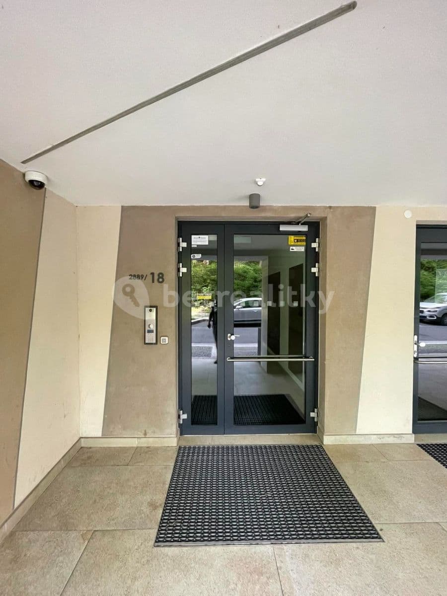 Prenájom bytu 2-izbový 50 m², Kališnická, Praha, Praha Prenájom bytu 2-izbový 50 m², Kališnická, Praha, Praha