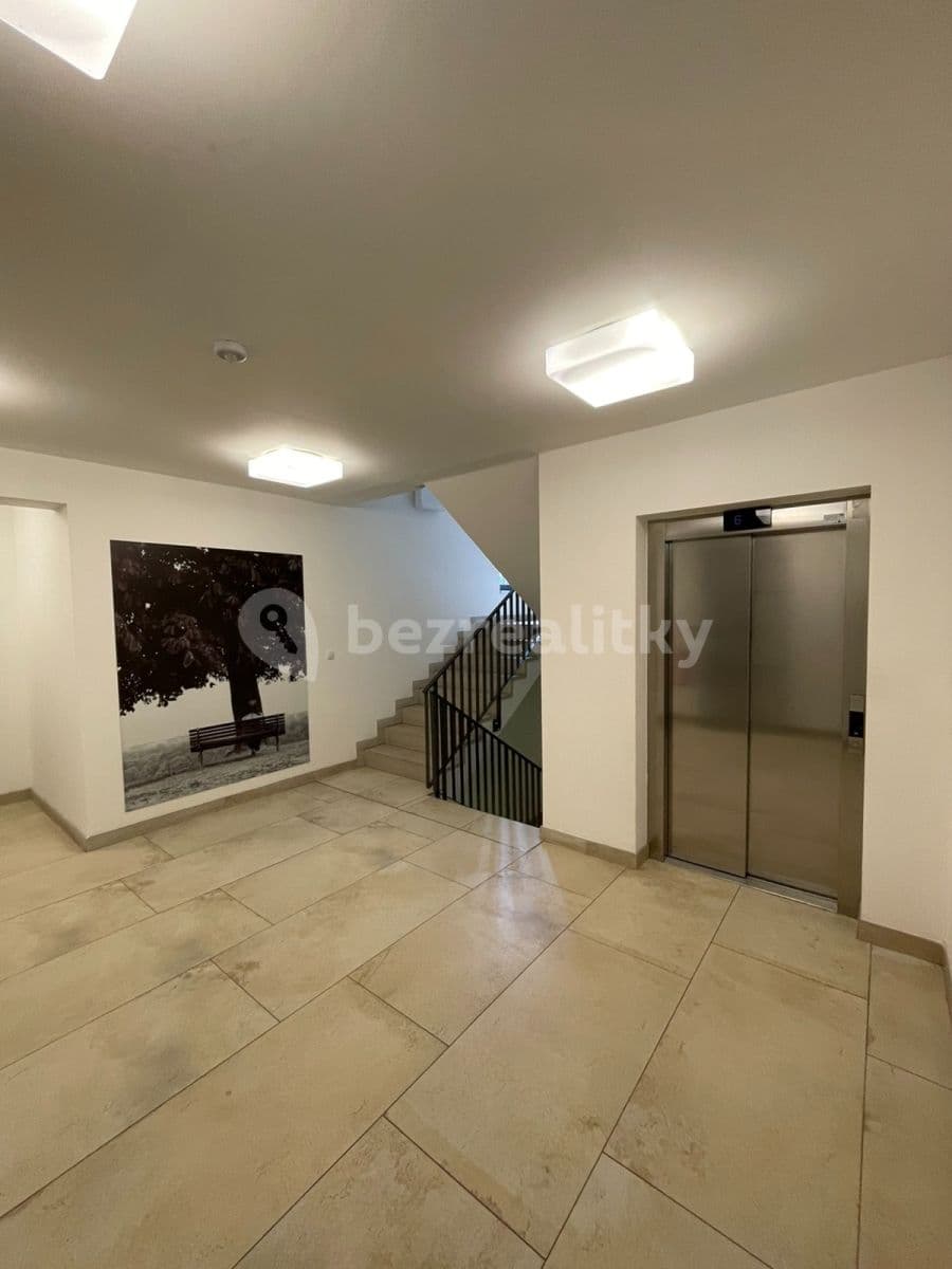 Prenájom bytu 2-izbový 50 m², Kališnická, Praha, Praha Prenájom bytu 2-izbový 50 m², Kališnická, Praha, Praha