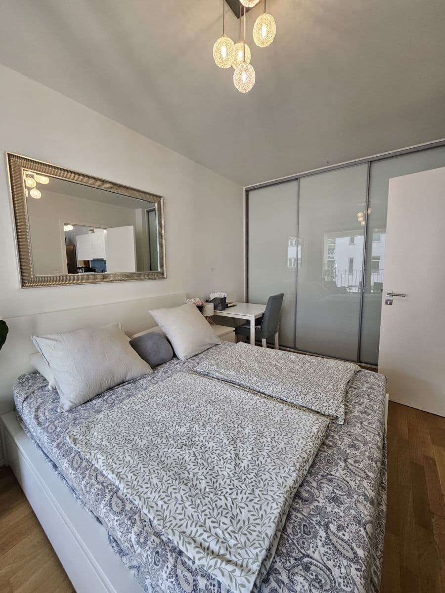 Prenájom bytu 2-izbový 50 m², Kališnická, Praha, Praha Prenájom bytu 2-izbový 50 m², Kališnická, Praha, Praha
